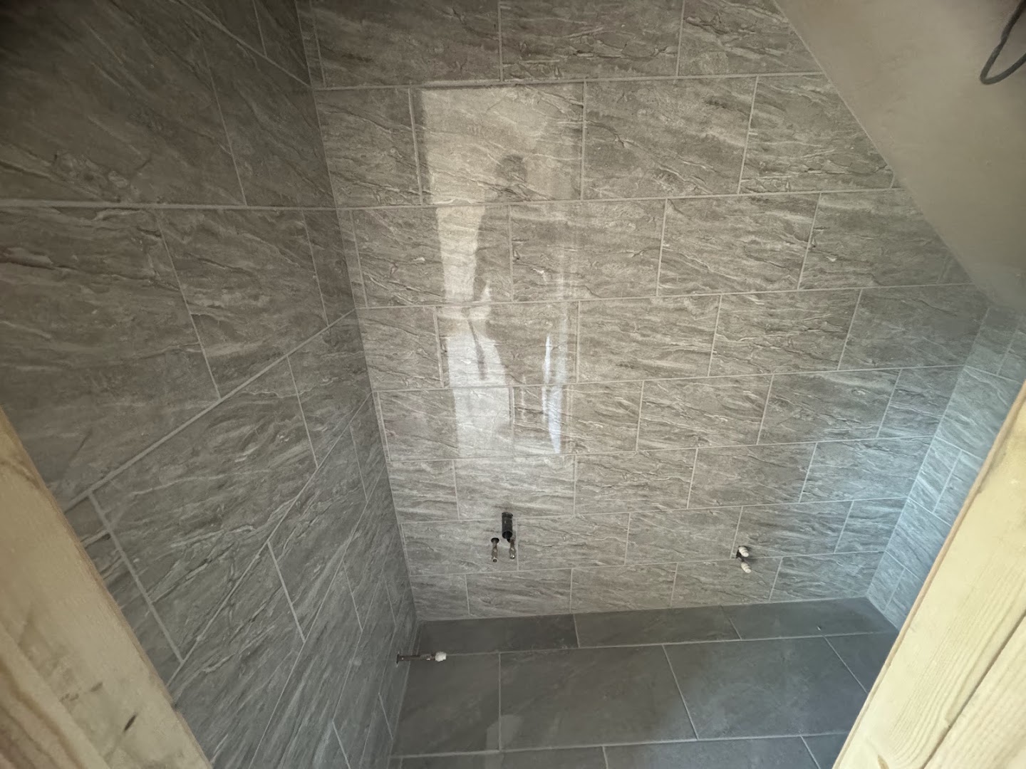 M Tiler · Photos 1
