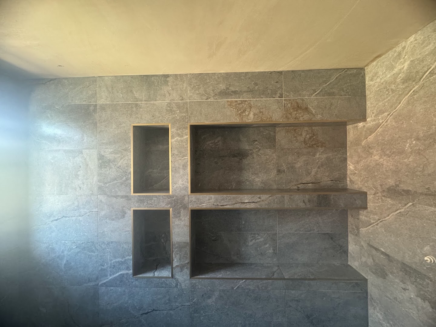 M Tiler · Photos 3